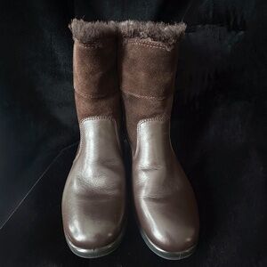 NWOT Flexus Italian Size 39 EU Brown Boots